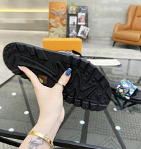 LV Men's Interlocking   slide sandal Daily Stuff