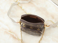 Monogram Crossbody Pochette Chain Bag Hand Bag Shoulder Bag Daily Stuff
