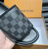 lv Men's Flip Flops Sandal Daily Stuff