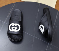 Men's Interlocking G slide sandal Daily Stuff