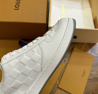 LV Men's  Rivoli Sneaker Daily Stuff