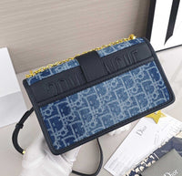 Luxury 30 Montaigne East-West Bag With Chain Bag
