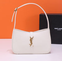 le 5 a 7 in smooth leather handbag Daily Stuff