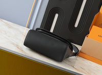 pulse messenger Eclipse Monogram hand bag Daily Stuff